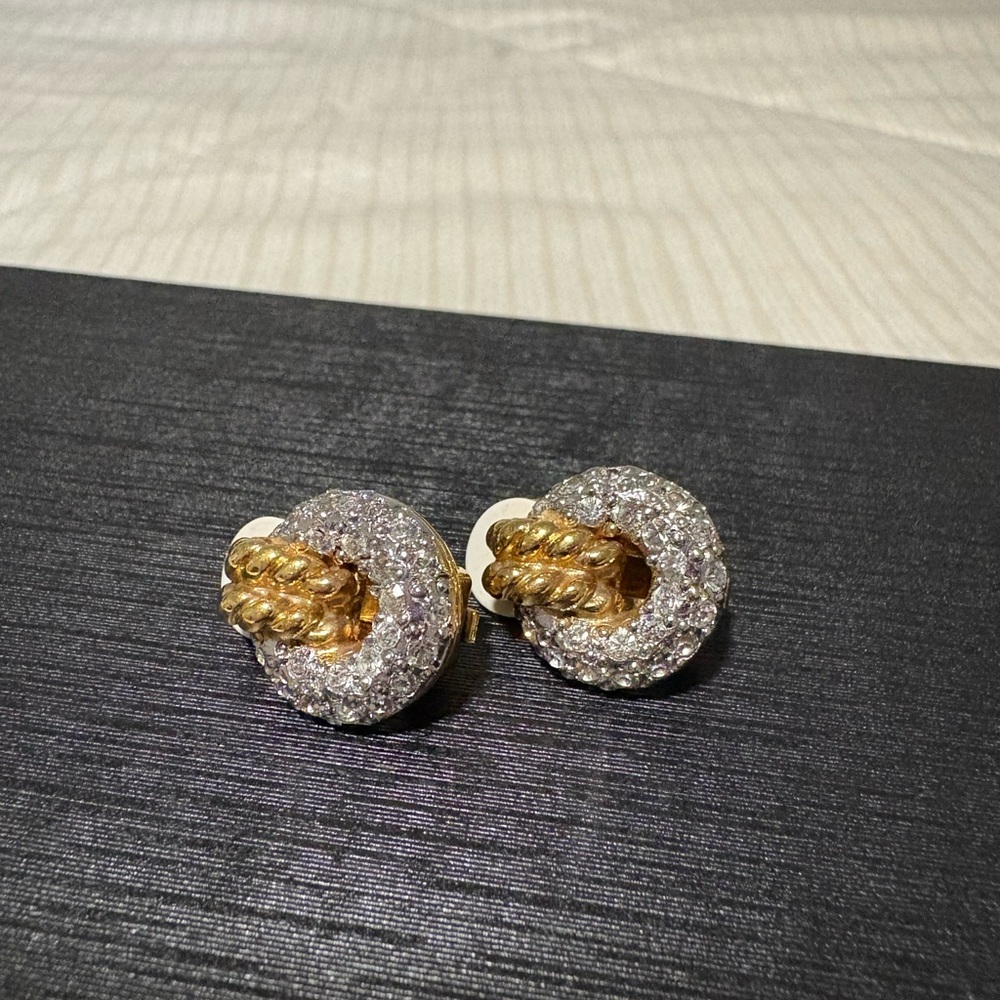 CHANEL Gold Vintage Clip-On Earrings